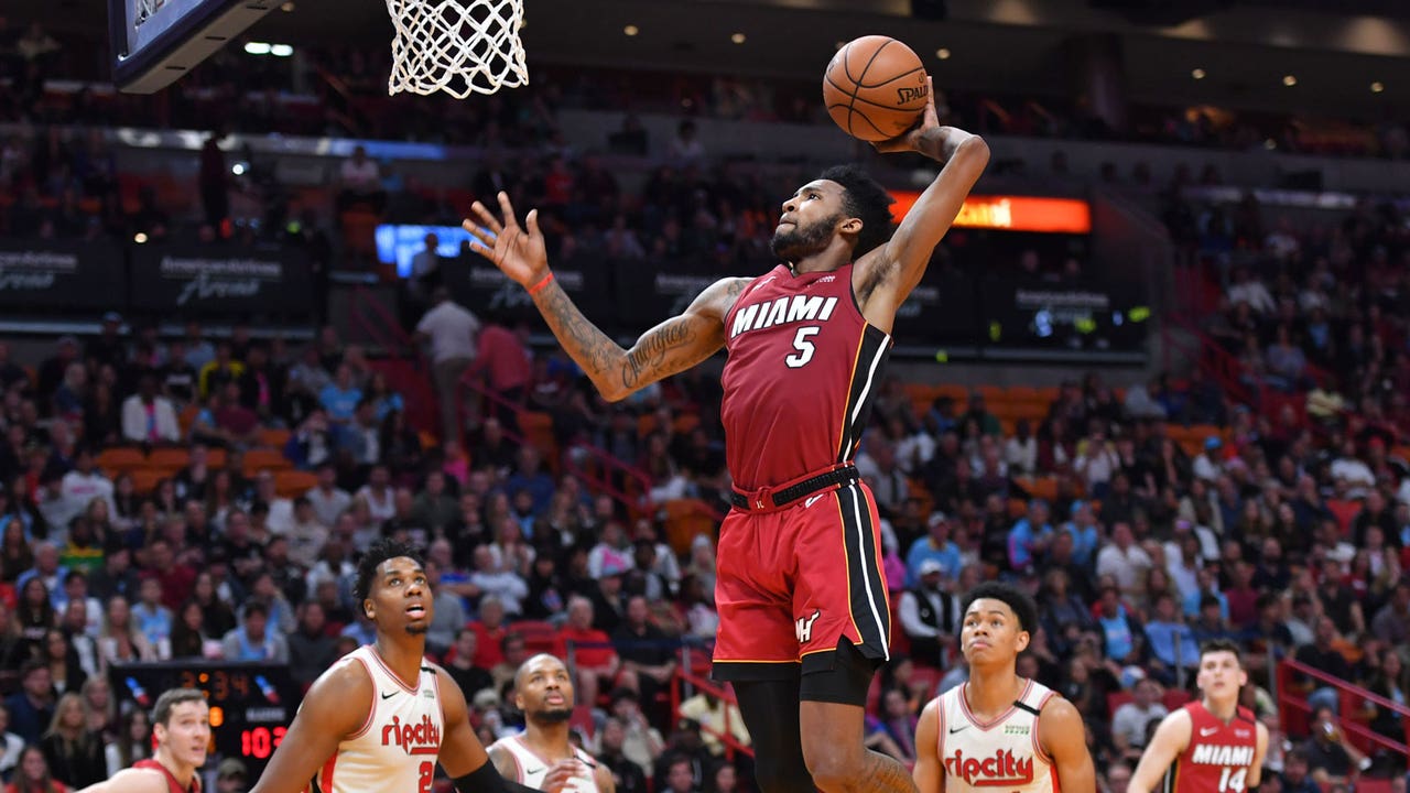 Goran Dragic stuffs stat sheet in Whiteside's return, Heat beat Trail Blazers 122-111